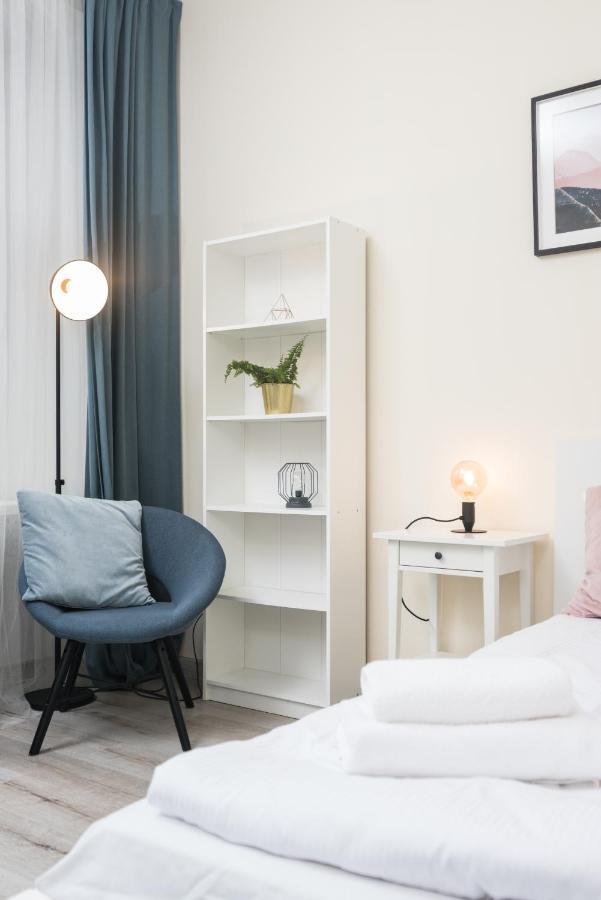 Bosacka Apartments X 1' Main Train & Bus Station - By Upstairs Krakow Luaran gambar