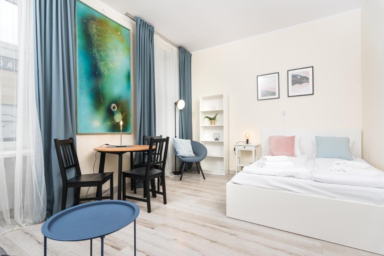 Bosacka Apartments X 1' Main Train & Bus Station - By Upstairs Krakow Luaran gambar
