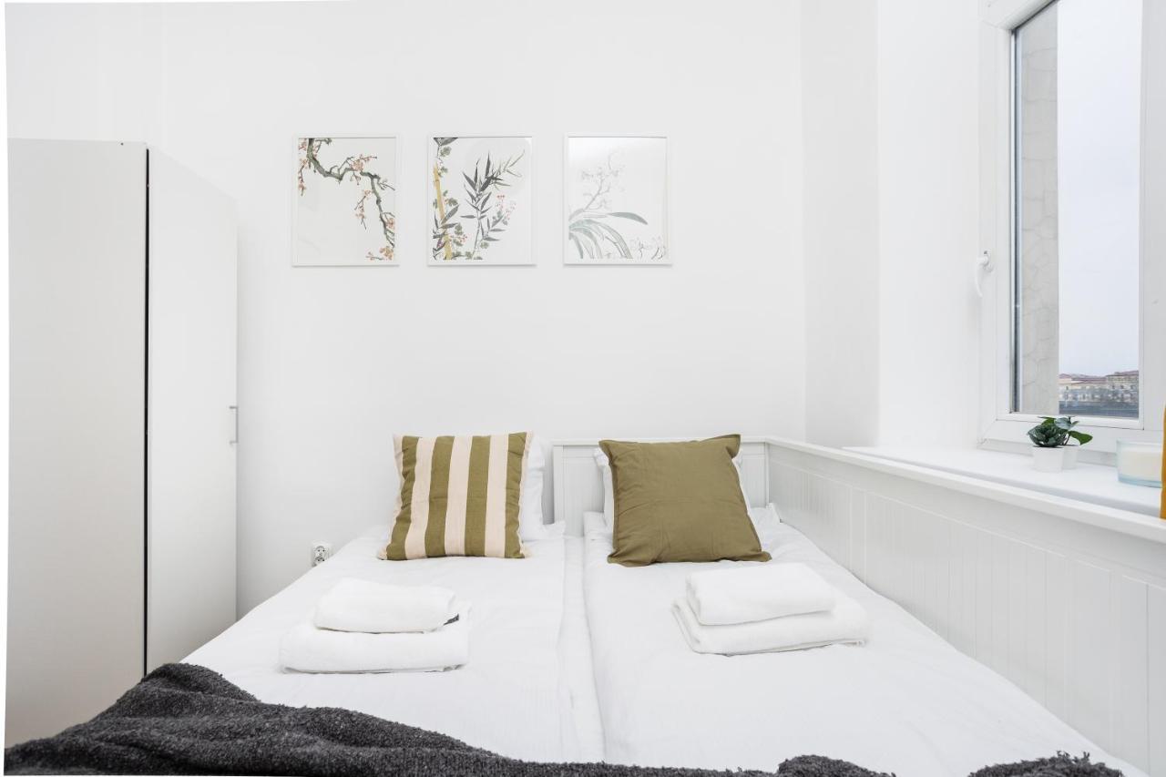 Bosacka Apartments X 1' Main Train & Bus Station - By Upstairs Krakow Luaran gambar