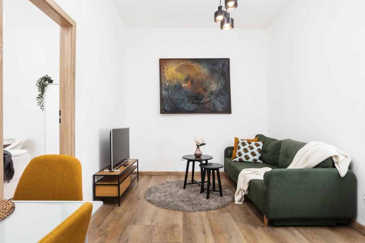 Bosacka Apartments X 1' Main Train & Bus Station - By Upstairs Krakow Luaran gambar